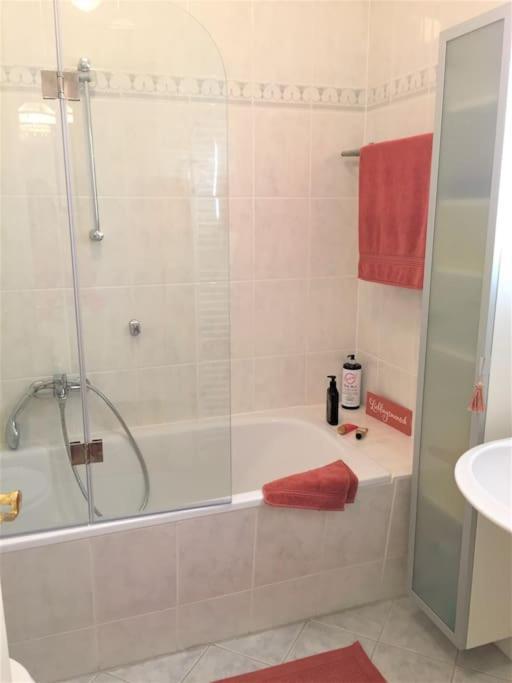Gruenderzeitwohnung In Beliebter Suedvorstadt ライプツィヒ エクステリア 写真